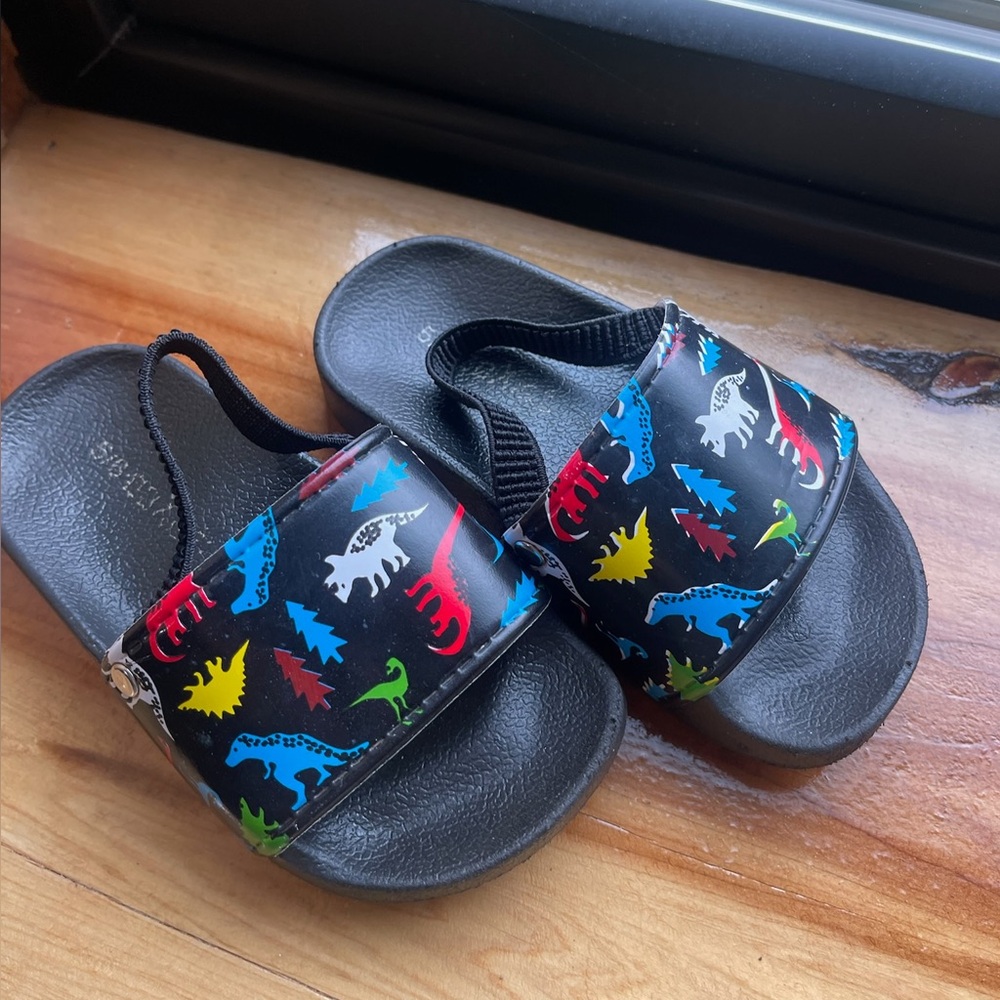 Toddler Dinosaur Print Sandals